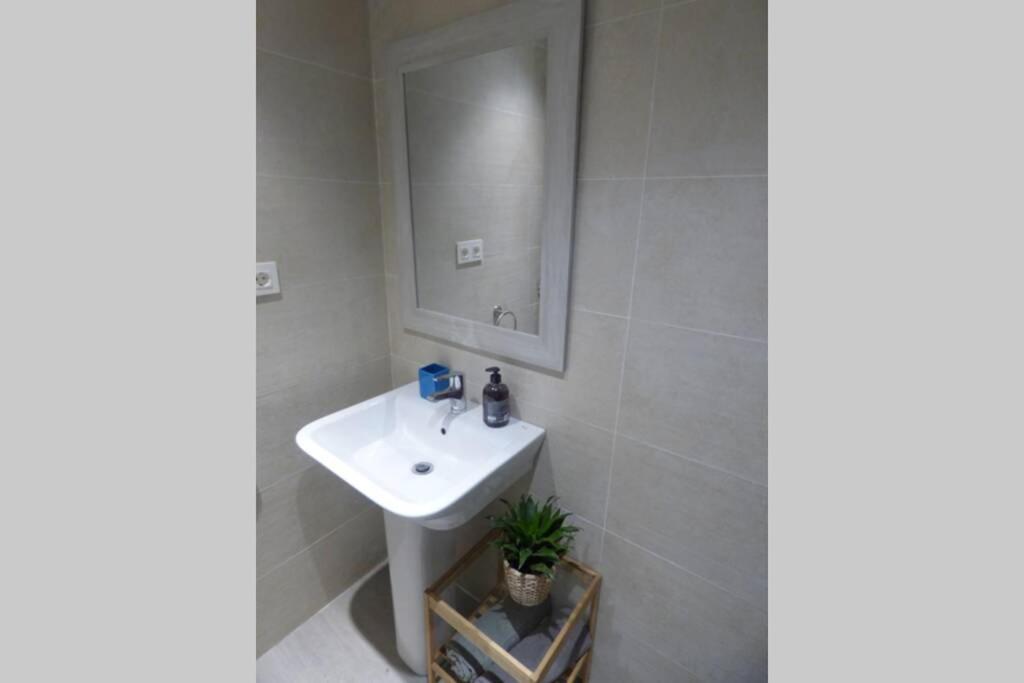 Nuevo Apartamento Lujo Playa Malagueta-Centro Malaga Zewnętrze zdjęcie